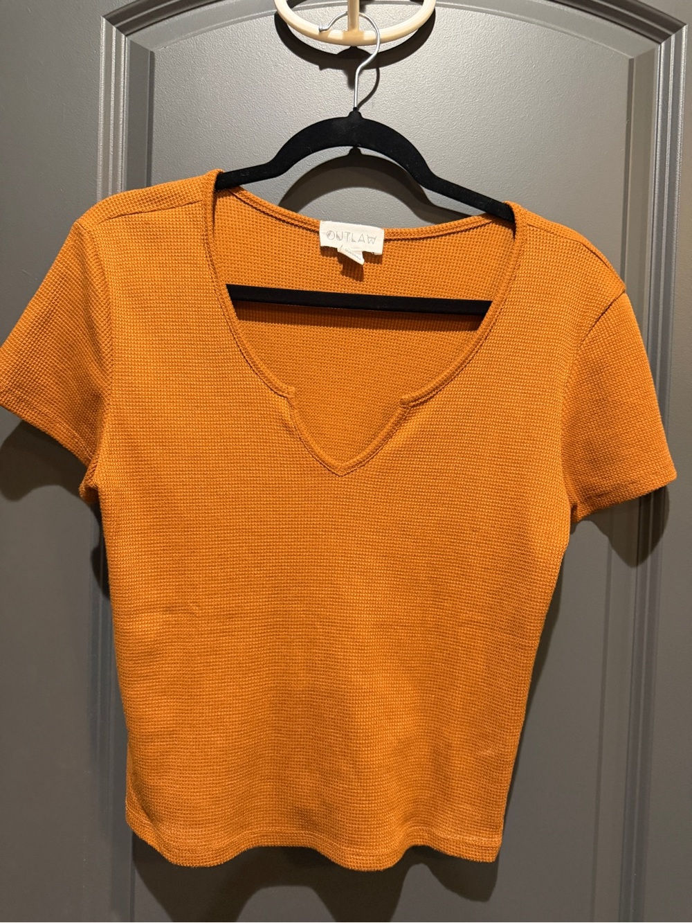 Only V-Neck Short Sleeve Thermal Tee in Orange